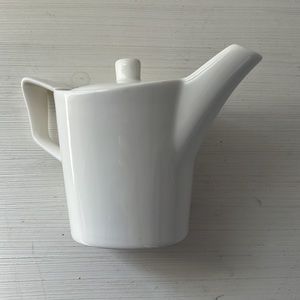 Berghoff white 4-quart milk jug